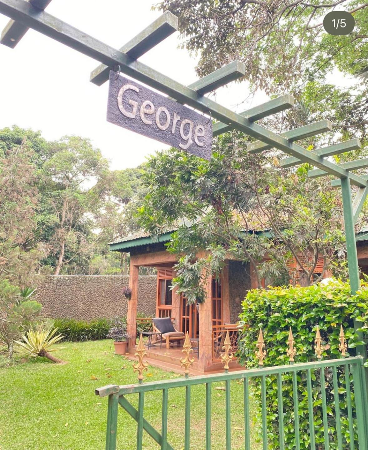 Country Lake Resort Garuga Ентебе Екстериор снимка