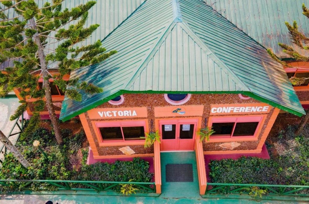 Country Lake Resort Garuga Ентебе Екстериор снимка