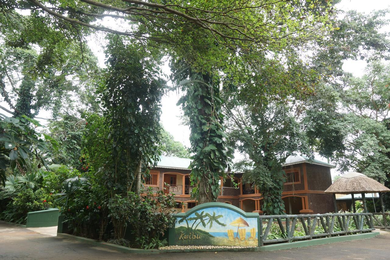 Country Lake Resort Garuga Ентебе Екстериор снимка